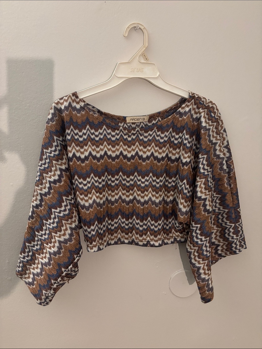 Ardene Brown Blue White Chevron Knit Crop Top